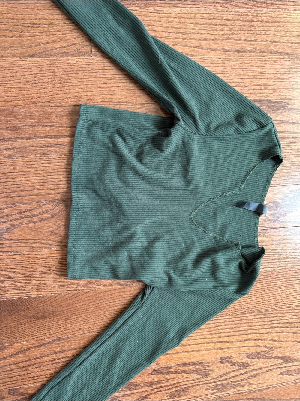 Ribbed Long Sleeve V-Neck Top in Forest Green